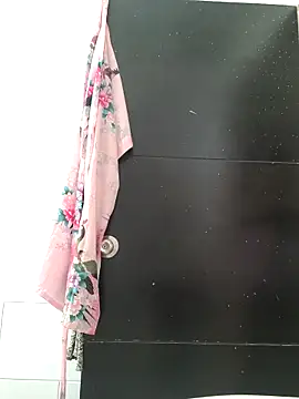 Yuli Mars online show from October 27, 2025, 4:22 pm