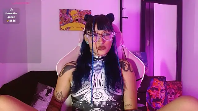 SharaRoss1 online show from December 19, 2025, 4:52 am