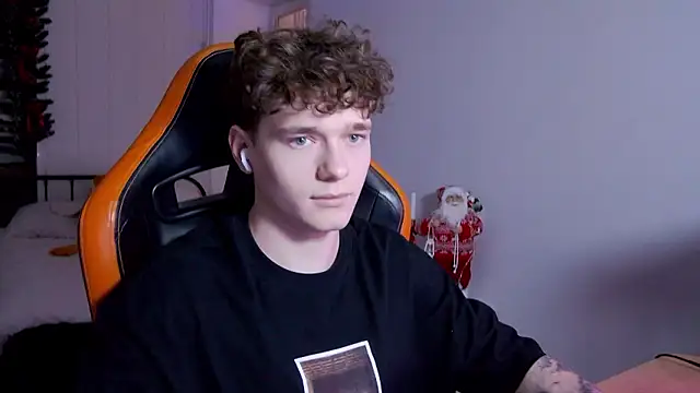 DanyDavis online show from December 5, 2025, 3:41 pm