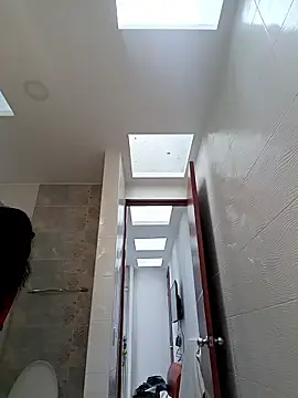 lunadicty online show from April 29, 2026, 4:33 pm