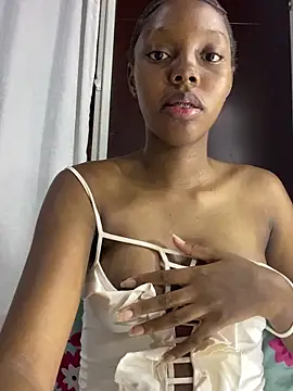 Meegannhill online show from November 14, 2025, 2:16 pm