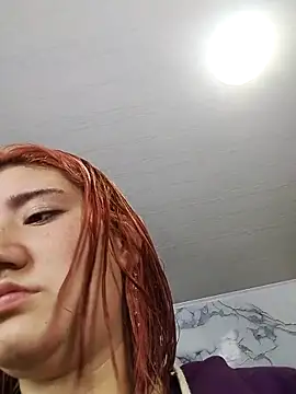 Cerecitaa02  online show from November 5, 2025, 11:32 am