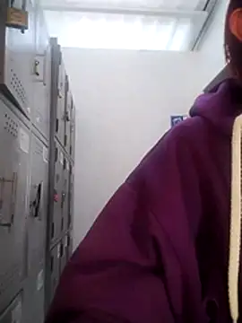 Cerecitaa02  online show from November 22, 2025, 11:20 am