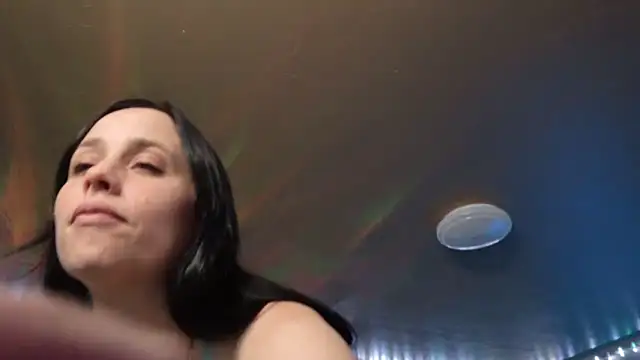 mavismable online show from December 2, 2025, 4:07 am