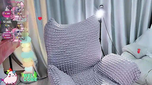 Snapshot of Meng-MM chatting on October 22, 2025, 2:01 am Meng-MM online show from October 22, 2025, 2:01 am
