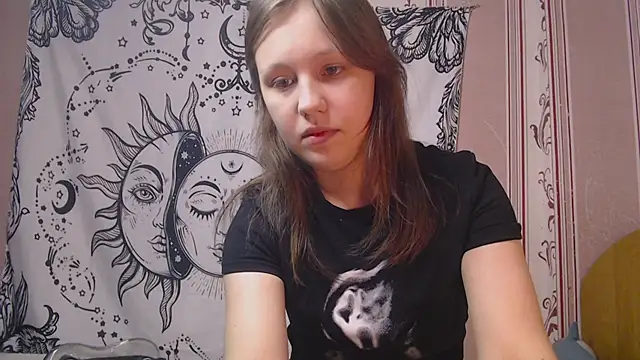 Thighswithspikes online show from September 23, 2025, 9:34 am