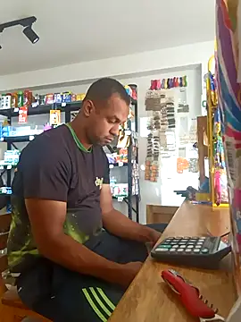 elnegro707070 online show from October 1, 2025, 11:16 am