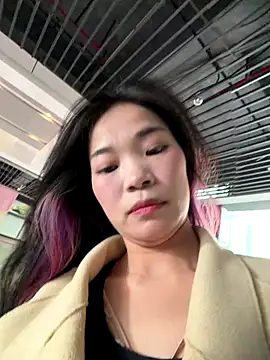 AiBanana online show from December 17, 2025, 7:25 am