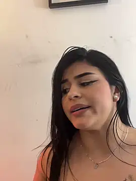 Kariina  69 online show from April 11, 2026, 7:45 am