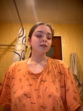 marshmallowee online show from January 6, 2026, 3:16 pm