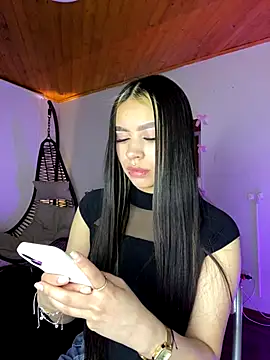 Cristina pinkk online show from October 2, 2025, 1:56 am