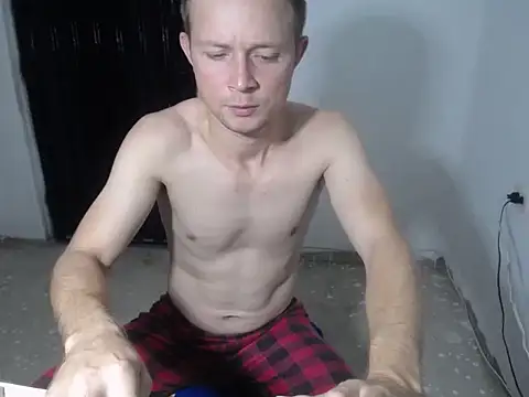 hot mann11 online show from February 13, 2026, 1:12 am