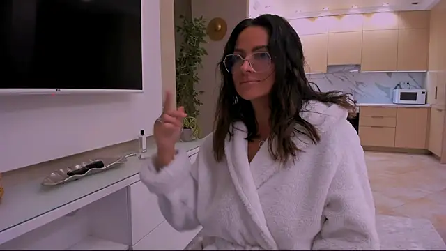 Snapshot of ValeriMilf chatting on October 26, 2025, 9:21 pm ValeriMilf online show from October 26, 2025, 9:21 pm