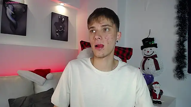 Robbin Blaze online show from December 14, 2025, 5:35 am