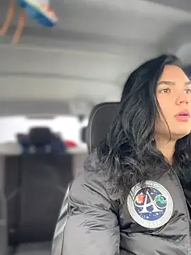 MeekyRich online show from November 23, 2025, 4:45 am