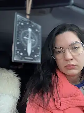 MeekyRich online show from December 14, 2025, 2:39 am