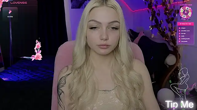 LinaLirian online show from April 7, 2026, 9:10 am