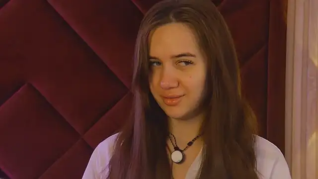 StacyHarland online show from October 19, 2025, 4:24 am