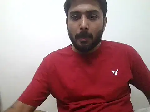 Snapshot of GunsMan69 chatting on June 9, 2026, 9:48 pm GunsMan69 online show from June 9, 2026, 9:48 pm