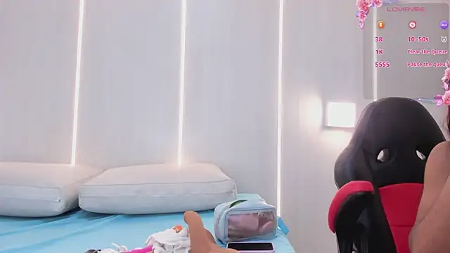 ciara blake online show from September 10, 2025, 11:43 am