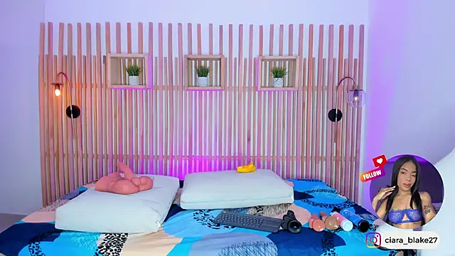 ciara blake online show from March 30, 2026, 8:10 pm