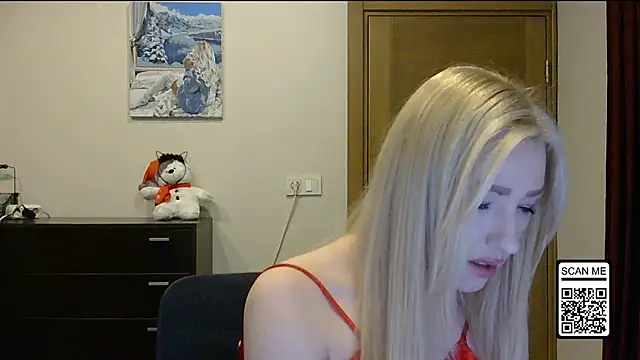 Wild Silk Desire online show from November 24, 2025, 3:01 pm