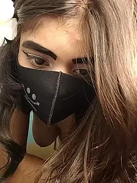 Riya 35 sexy online show from September 19, 2025, 7:58 pm