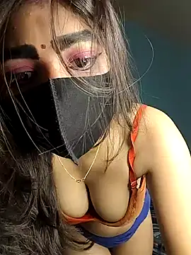 Riya 35 sexy online show from October 11, 2025, 6:39 pm