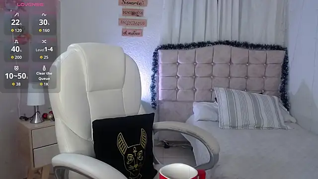 mia traveluxe online show from December 21, 2025, 5:36 am