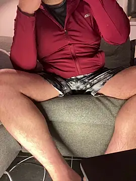 CloudyMuscleBeefy online show from March 10, 2026, 12:04 am