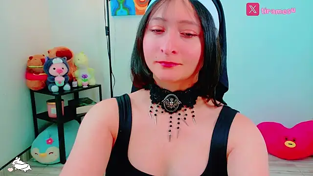 geaoxo online show from October 18, 2025, 4:52 pm