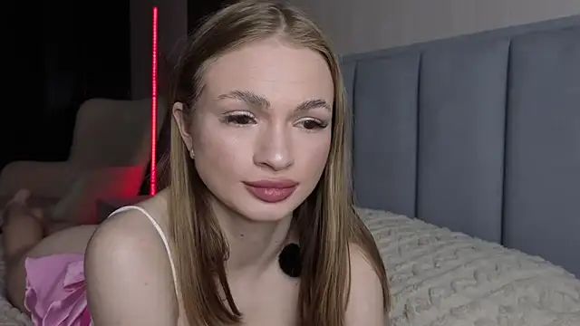 Pussyya777 online show from April 27, 2026, 11:52 am