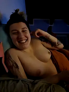 h4cMorganaEvelynn online show from April 1, 2026, 10:29 pm