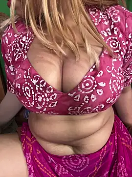 CANDY-3 online show from April 6, 2026, 4:46 am