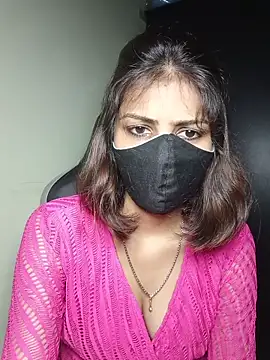 Isha Sax online show from October 28, 2025, 8:18 am