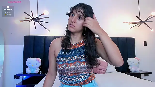 niia7 online show from December 16, 2025, 7:41 pm