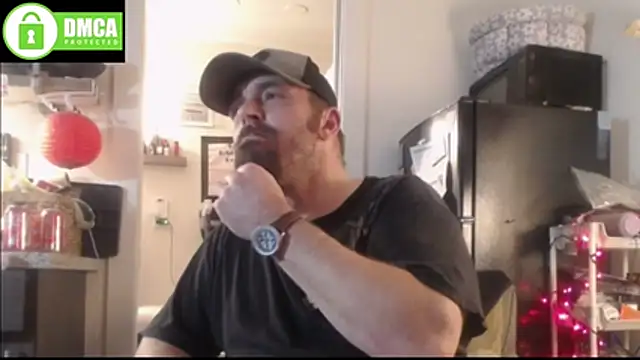 Snapshot of Thumper_ss chatting on November 21, 2025, 6:39 pm Thumper ss online show from November 21, 2025, 6:39 pm