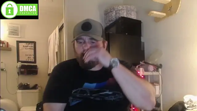 Snapshot of Thumper_ss chatting on November 30, 2025, 9:19 pm Thumper ss online show from November 30, 2025, 9:19 pm