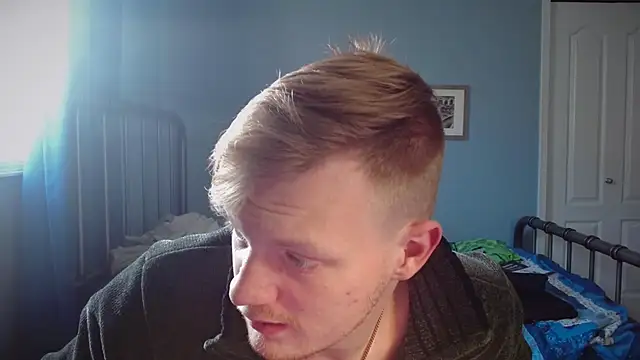 lustylyndon online show from February 6, 2026, 4:54 pm