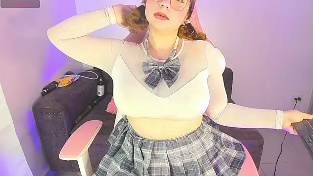 lizy portman online show from June 4, 2026, 7:31 pm