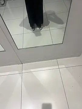 xiaoyuan01 online show from May 29, 2026, 2:31 am