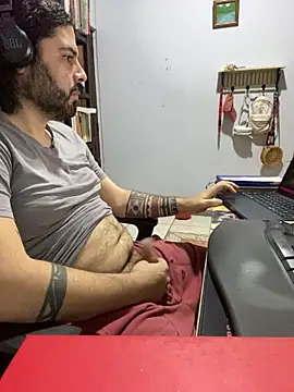 uto857 online show from September 26, 2025, 3:27 pm