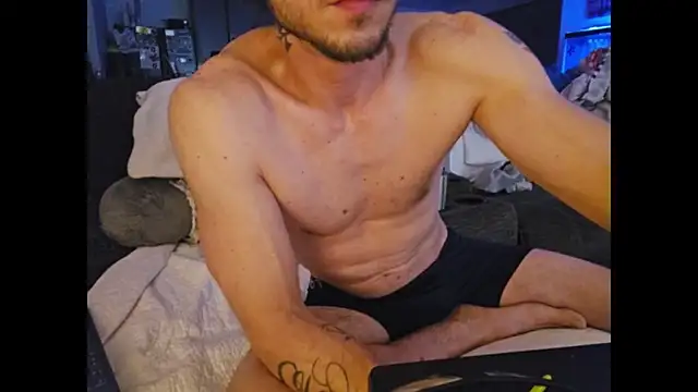 Snapshot of bigthingss69 chatting on September 27, 2025, 6:40 am bigthingss69 online show from September 27, 2025, 6:40 am