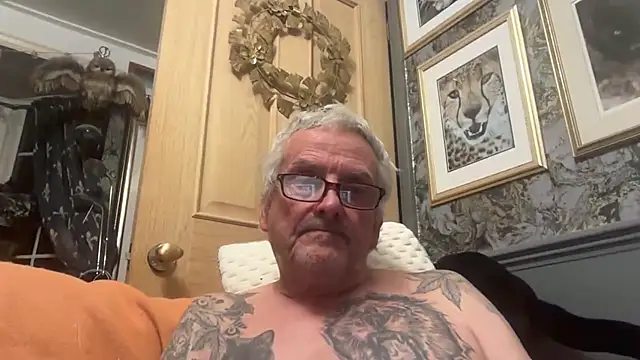 poggles online show from November 22, 2025, 9:47 pm