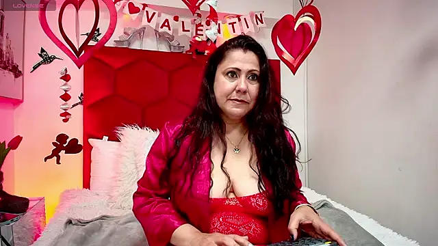 EmmaJhomson online show from February 14, 2026, 12:57 pm