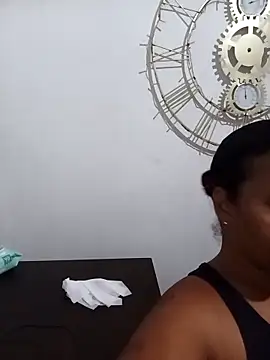 EbonyHorrny online show from April 17, 2026, 2:25 am