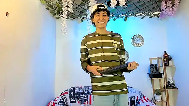 Bastian boyshot77 online show from November 17, 2025, 2:23 pm