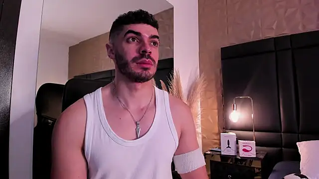 AxelThompson  online show from November 20, 2025, 11:21 am