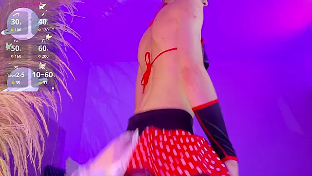 liiamluna  online show from January 15, 2026, 9:25 am