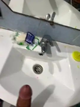 7waykomm online show from March 26, 2026, 2:50 am